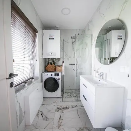 Apartment 6 Miegamu Vietu Soluna Ir Ieva Apartamentai Kunigiskese Palanga